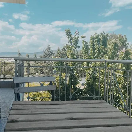 Hotel apartamentowy Kiki's Place 4*