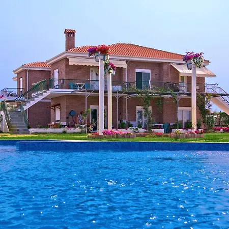 Kiki's Place Nikiti (Sithonia)