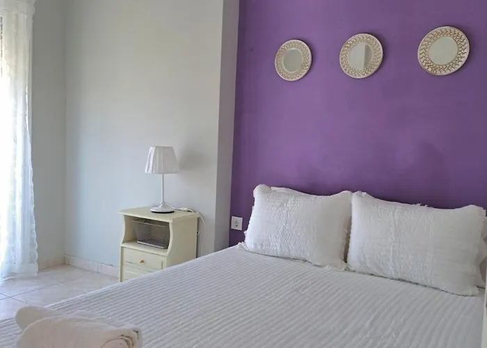 Kiki's Place 4*