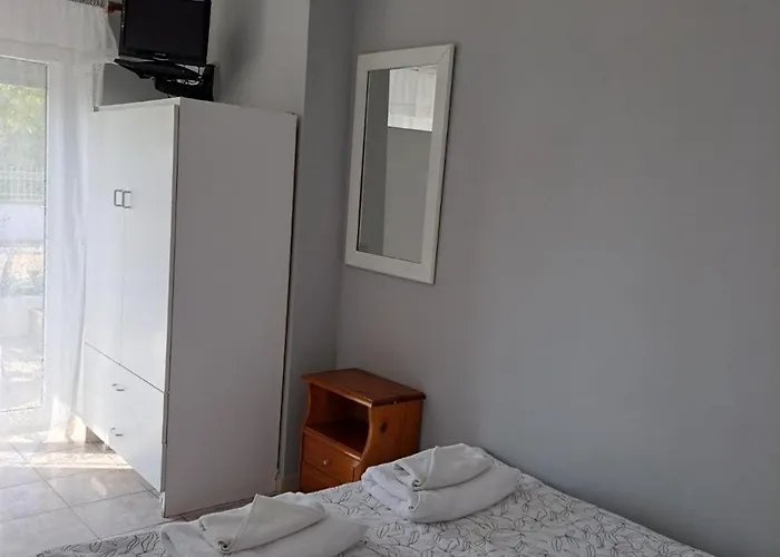 Apartahotel Kiki's Place Nikiti (Sithonia)