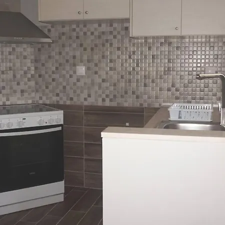 Kiki's Place מלון דירות